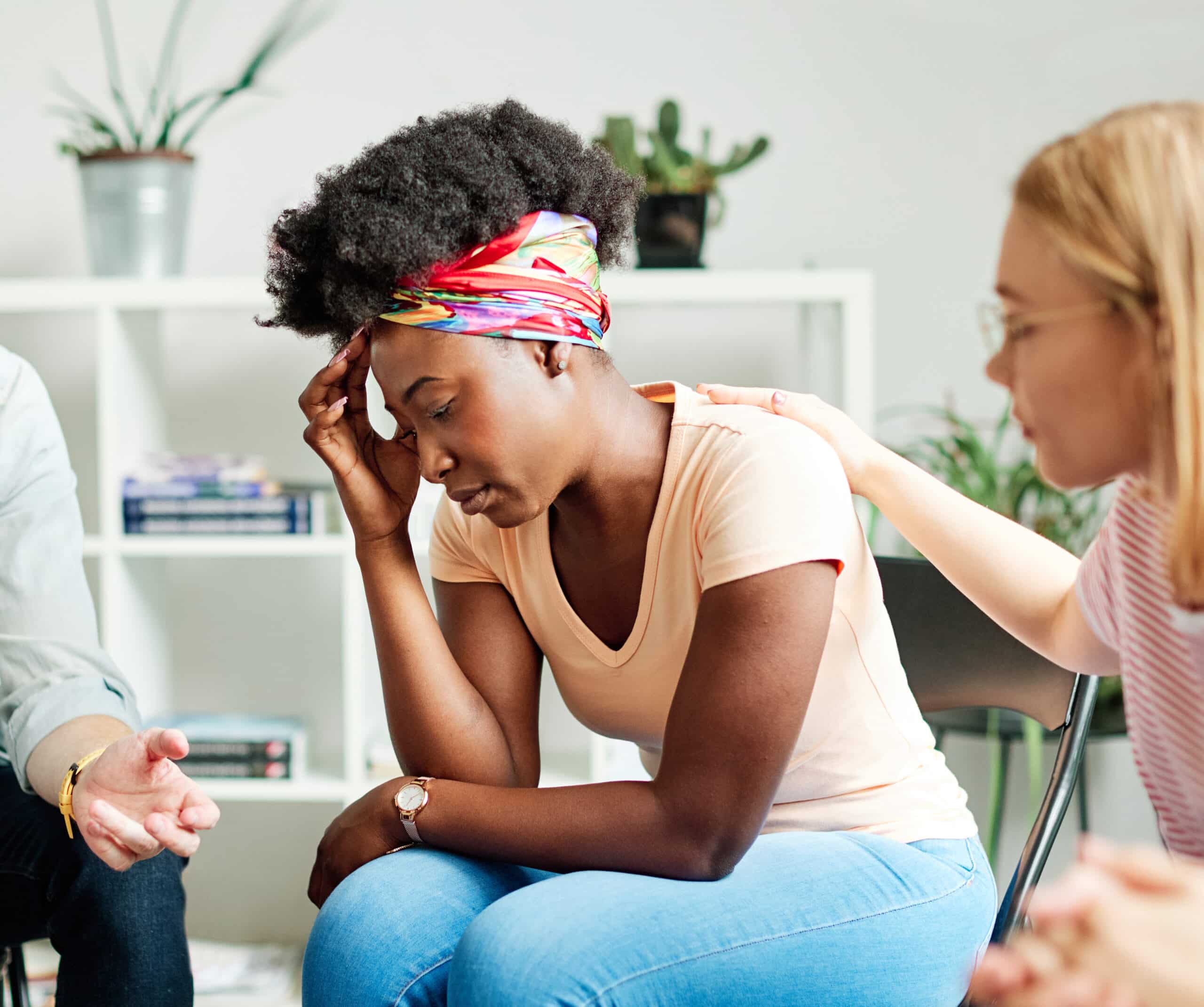 Mental health aid recognise distressed young woman