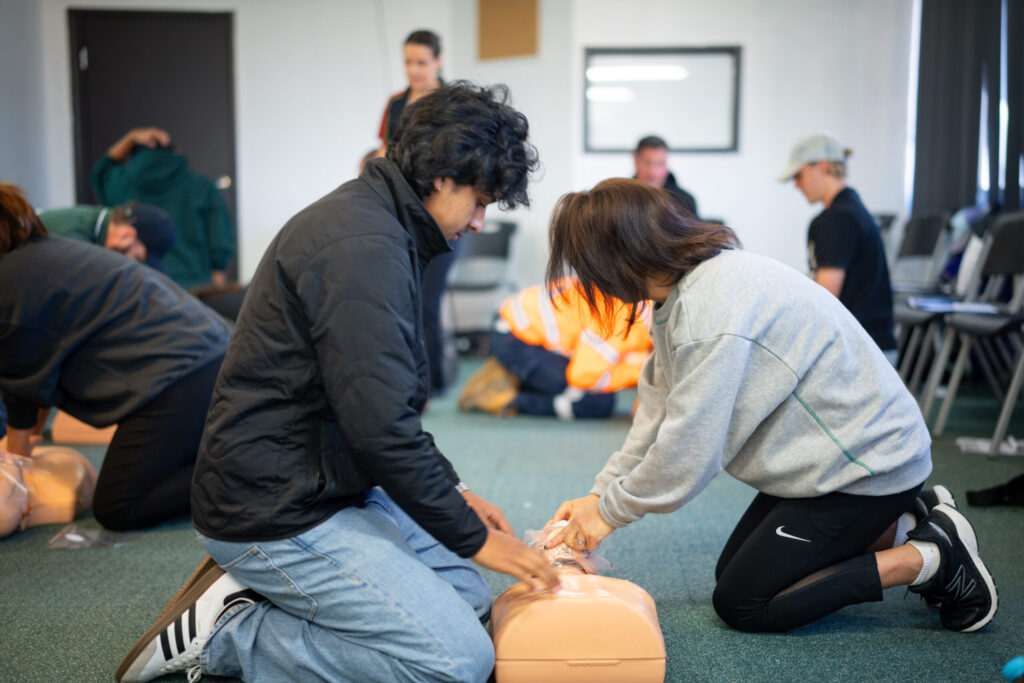 Provide Advanced First Aid supersedes HLTAID006