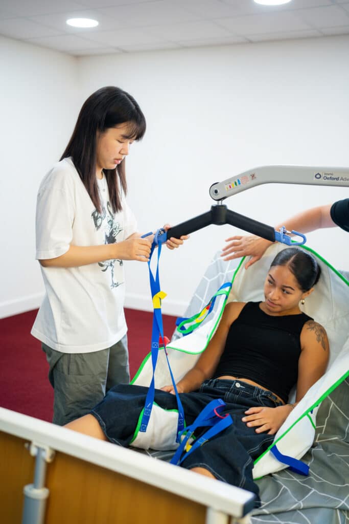 HLTWHS005 Conduct Manual Tasks Safely - Manual Handling Course First Aid Pro ( Manual Handling Course Darwin - Manual Handling Course Brisbane - Manual Handling Course Sydney - Manual Handling Course Melbourne - Manual Handling Course Adelaide - Manual Handling Course Hobart - Manual Handling Course Perth - Manual Handling Course Canberra Manual Handling Course Caboolture )